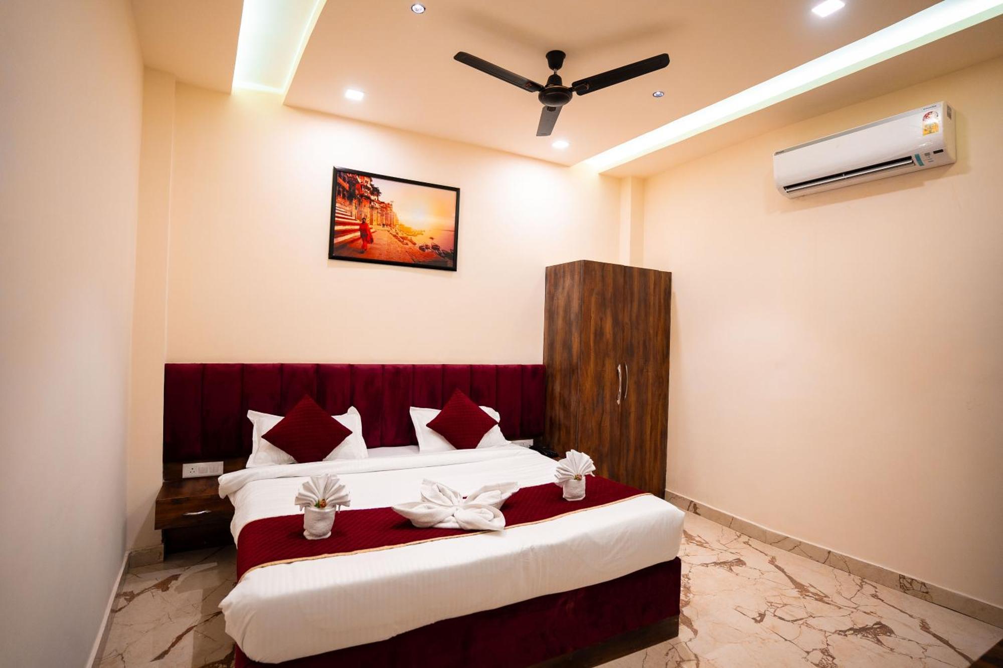 ורנאסי Hotel Jsr Kedar מראה חיצוני תמונה