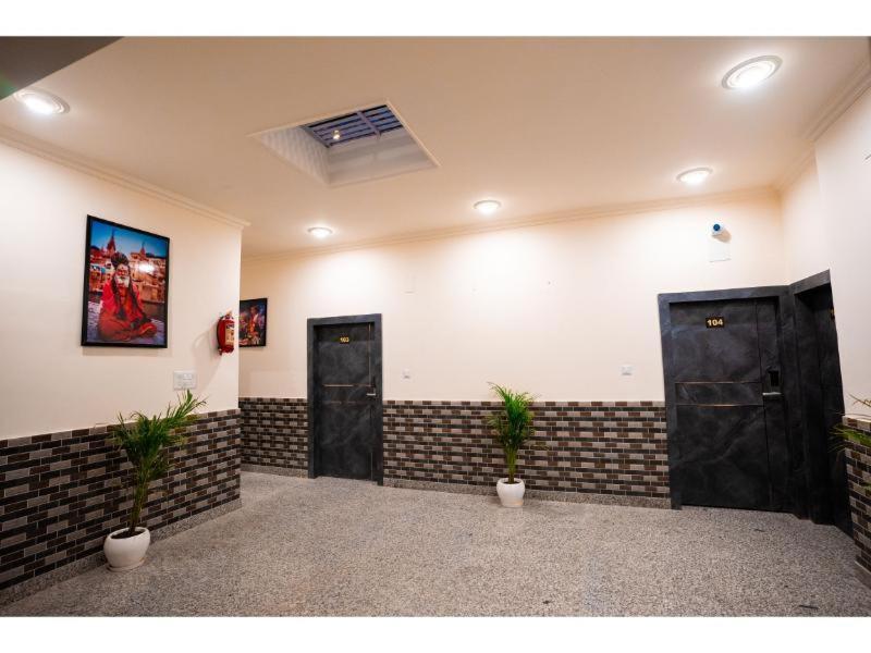 ורנאסי Hotel Jsr Kedar מראה חיצוני תמונה