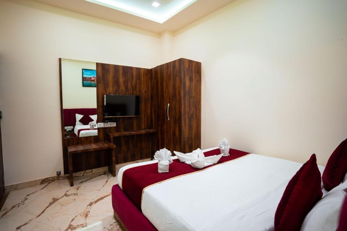 ורנאסי Hotel Jsr Kedar מראה חיצוני תמונה